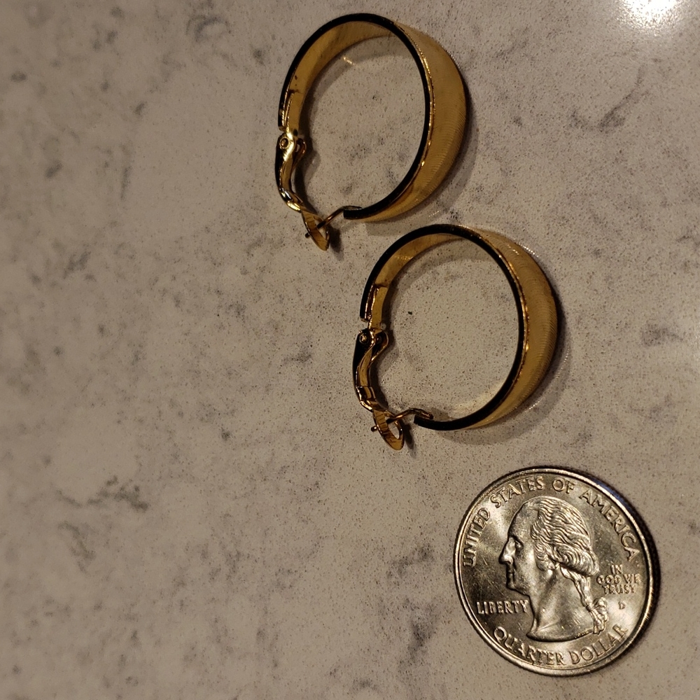 VINTAGE Gold Hoops - Picture 4 of 5